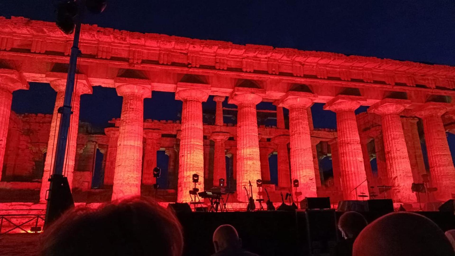 Chiaro Di Luna - Appartamento Luna Crescente Paestum Eksteriør billede